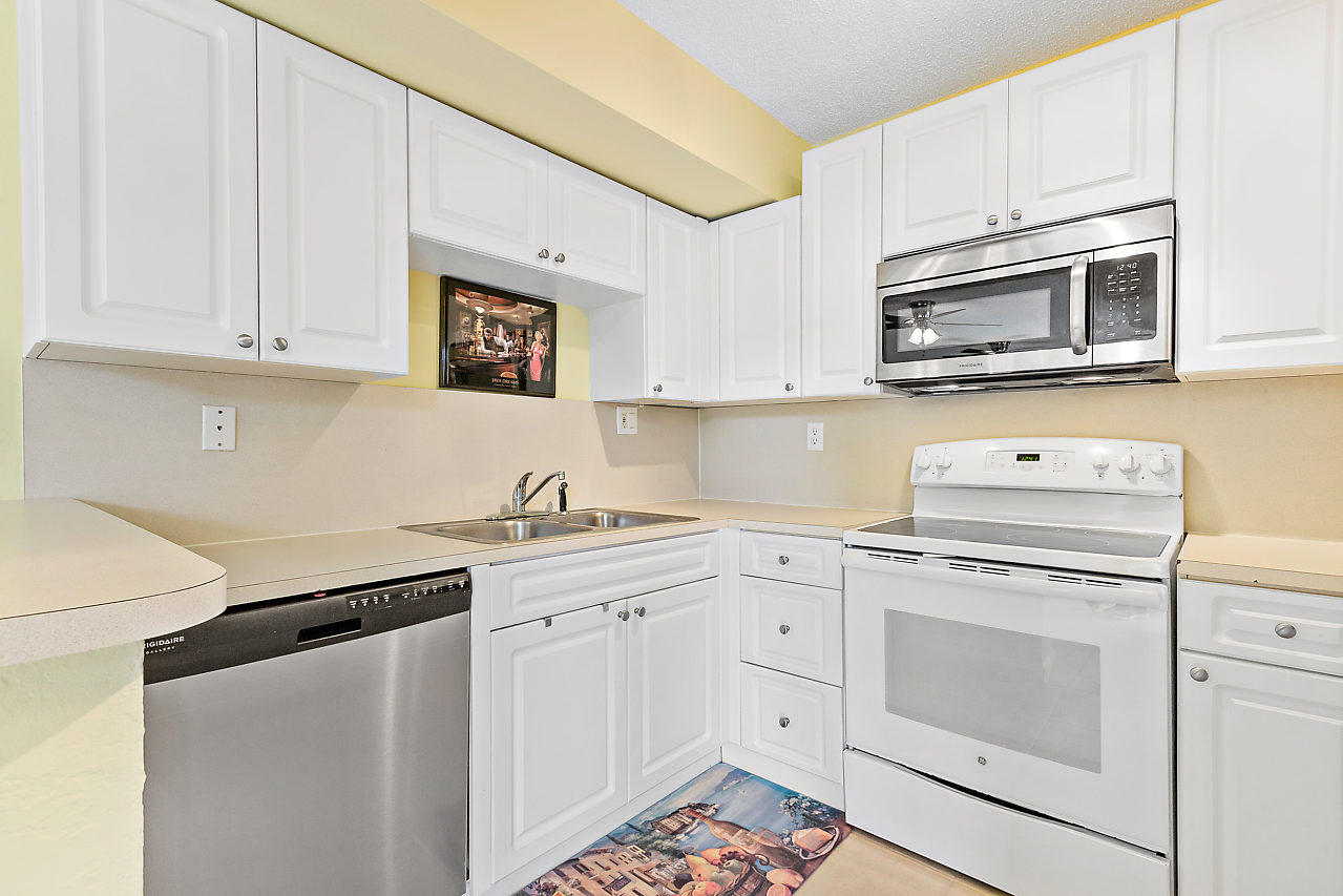 BOCA RIO NORTH - Residential