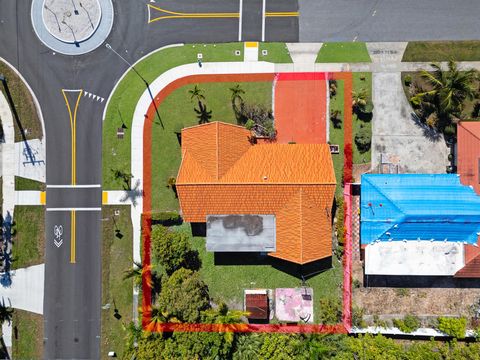 1501 11th Street West Palm Beach FL 33401