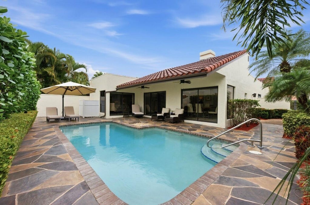 Photo of 21505 Laguna Drive, Boca Raton, FL 33433 (MLS # B26003052)