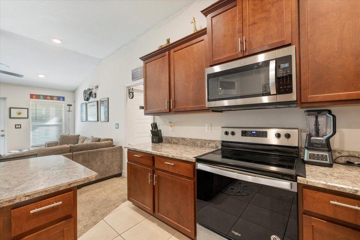 WATERSTONE - Residential