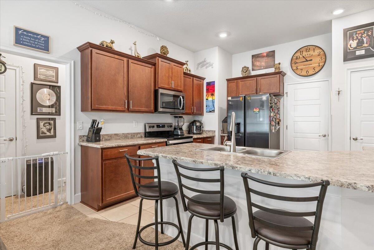 WATERSTONE - Residential