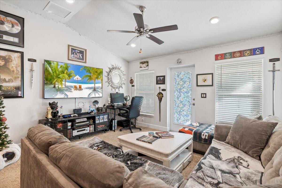 WATERSTONE - Residential