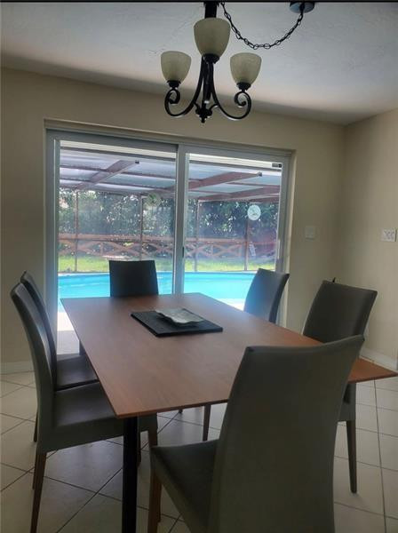 STIRLING LAKE - Residential