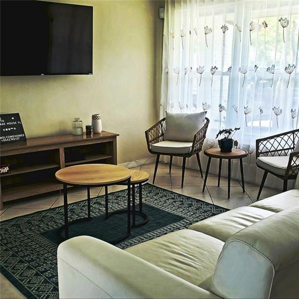 STIRLING LAKE - Residential