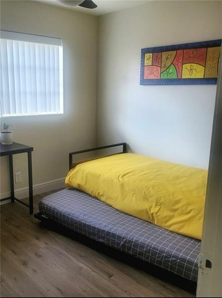 STIRLING LAKE - Residential