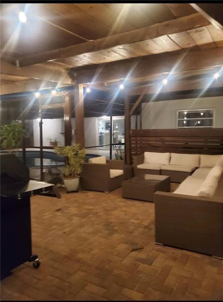 STIRLING LAKE - Residential