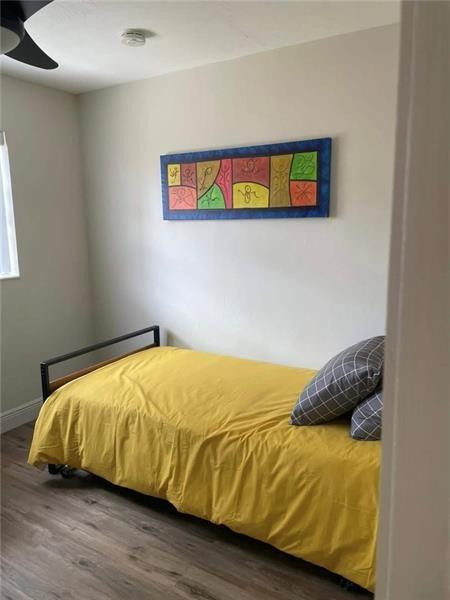 STIRLING LAKE - Residential