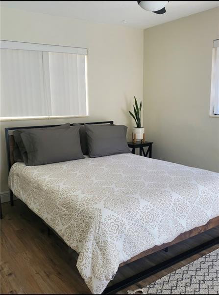 STIRLING LAKE - Residential