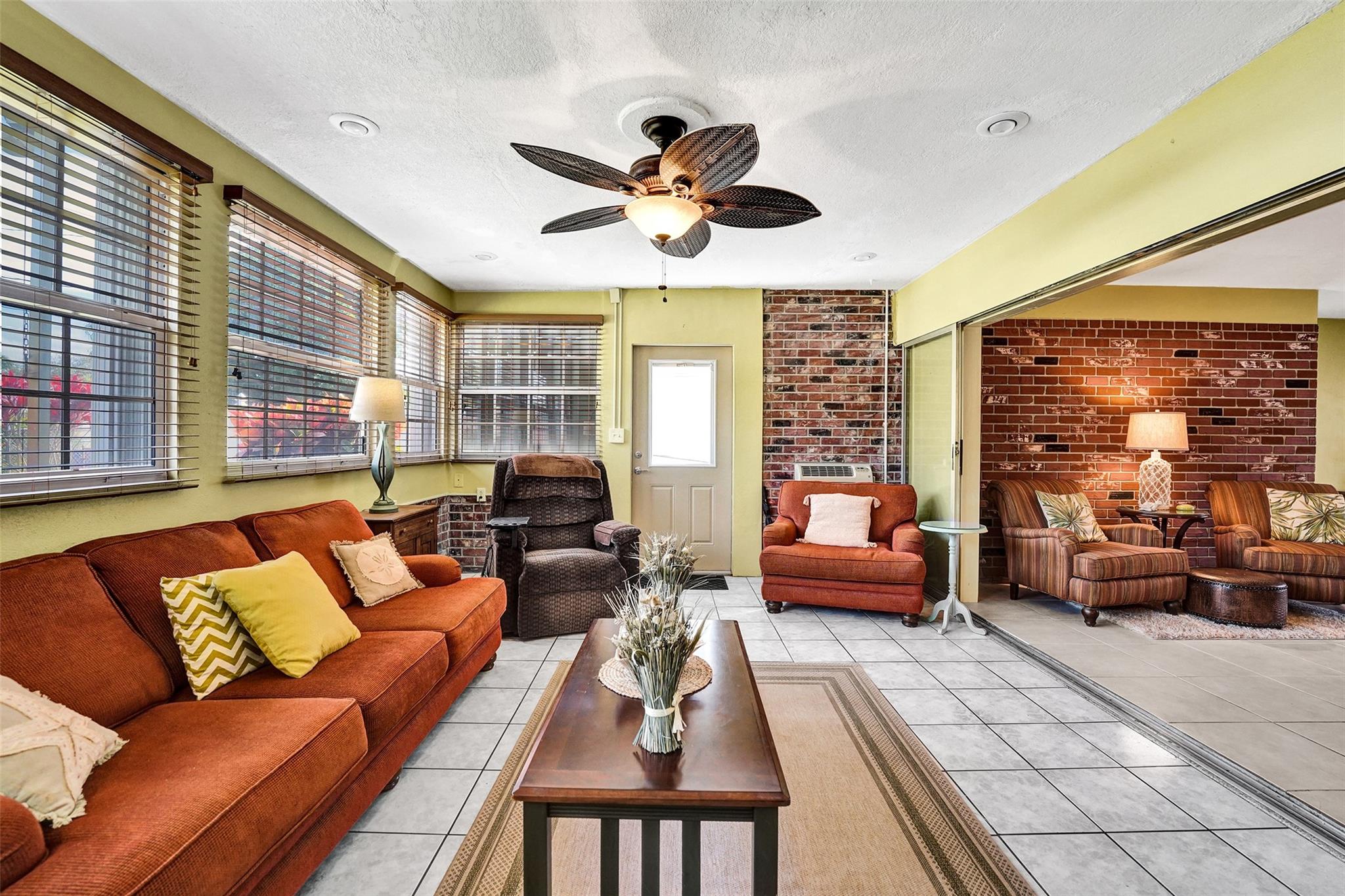 Hollywood Hills Amd 6-31 - Residential