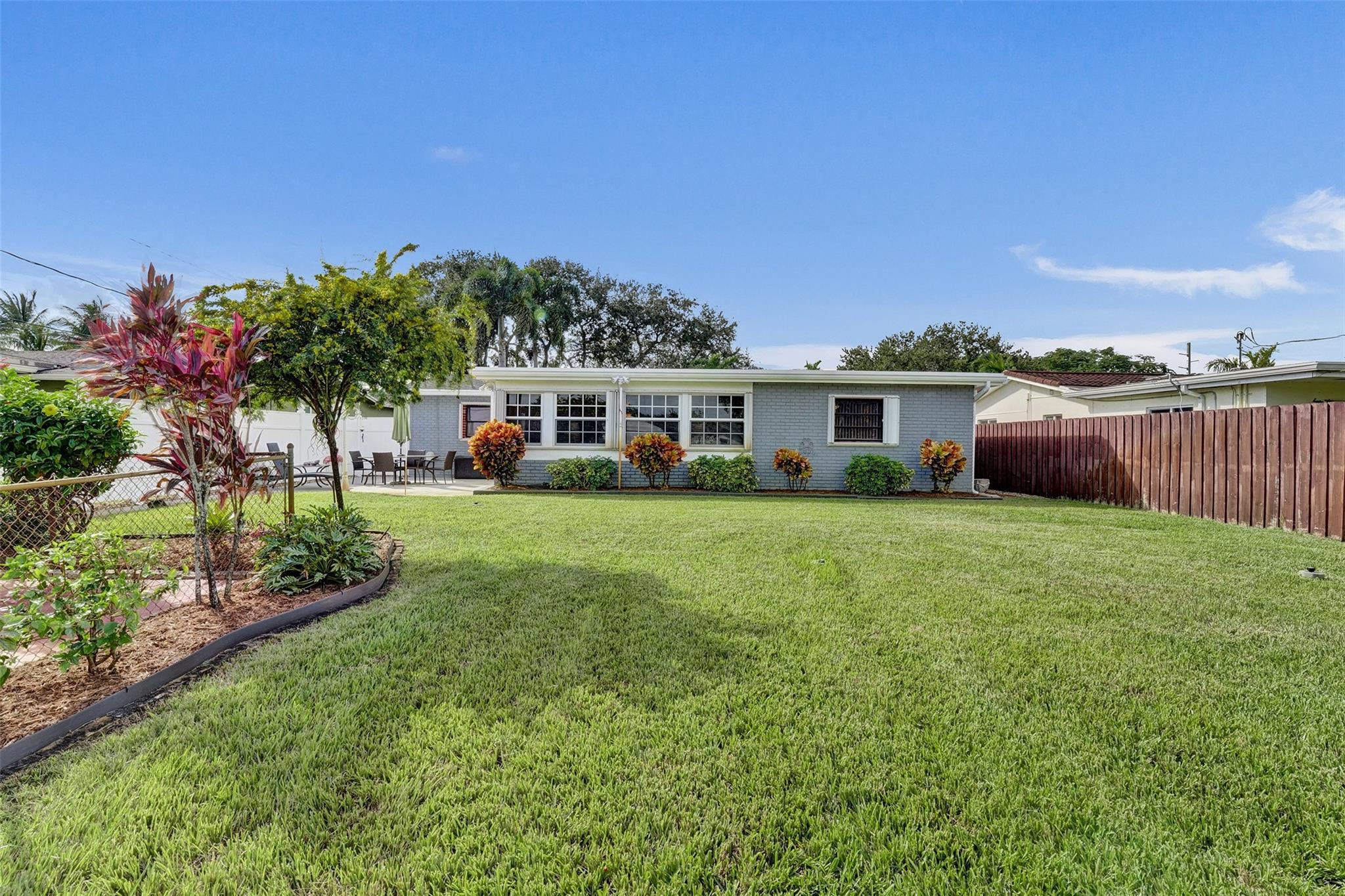 Hollywood Hills Amd 6-31 - Residential