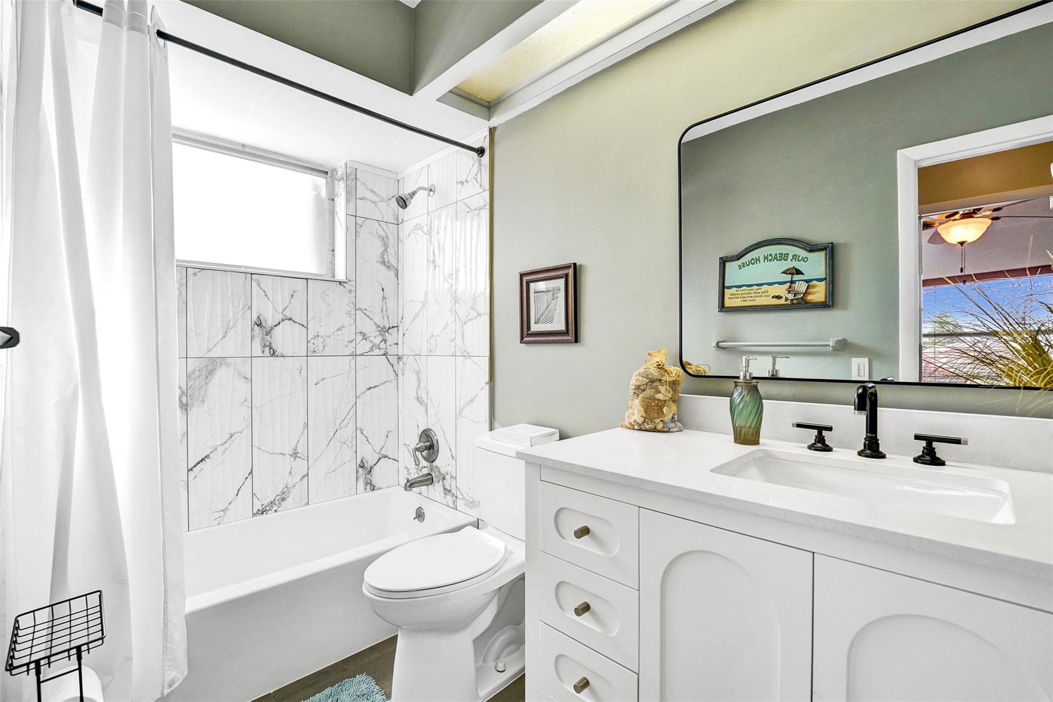 Hollywood Hills Amd 6-31 - Residential