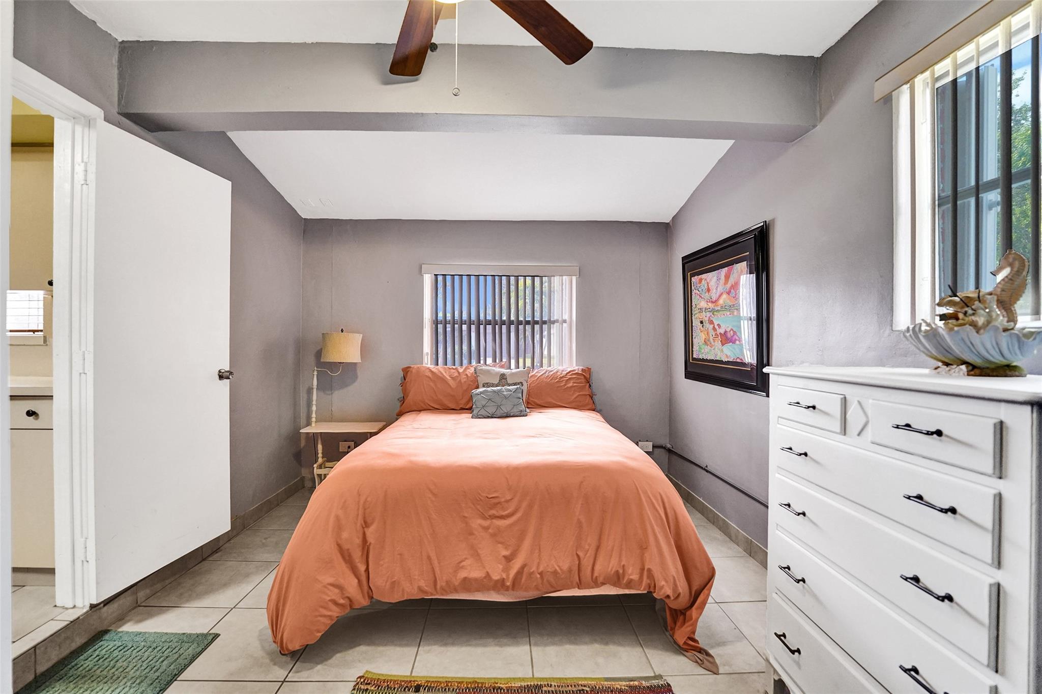 Hollywood Hills Amd 6-31 - Residential