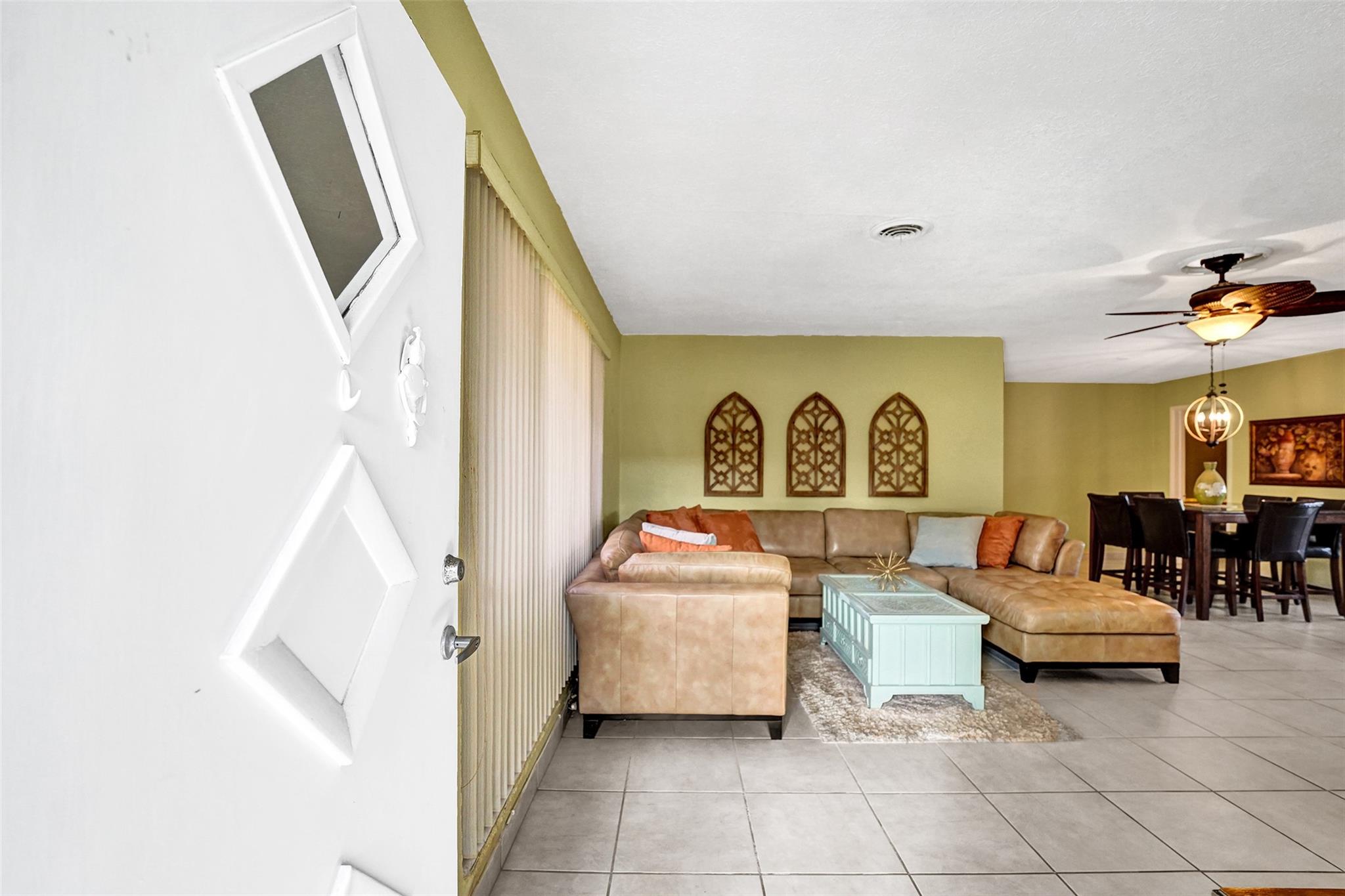 Hollywood Hills Amd 6-31 - Residential