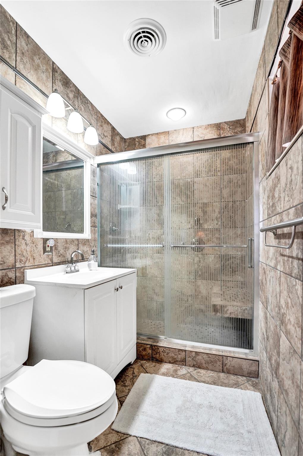 Hollywood Hills Amd 6-31 - Residential