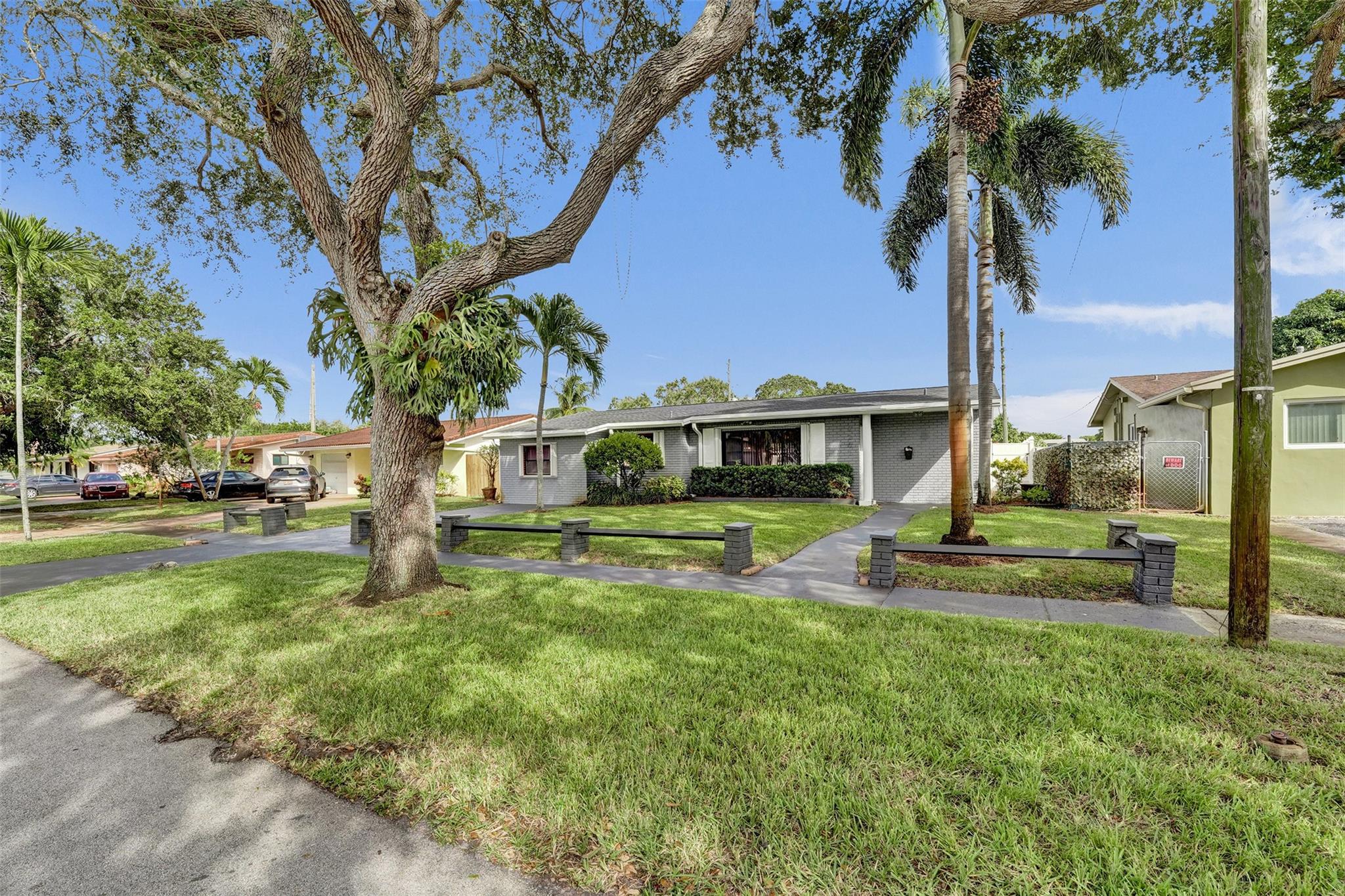 Hollywood Hills Amd 6-31 - Residential