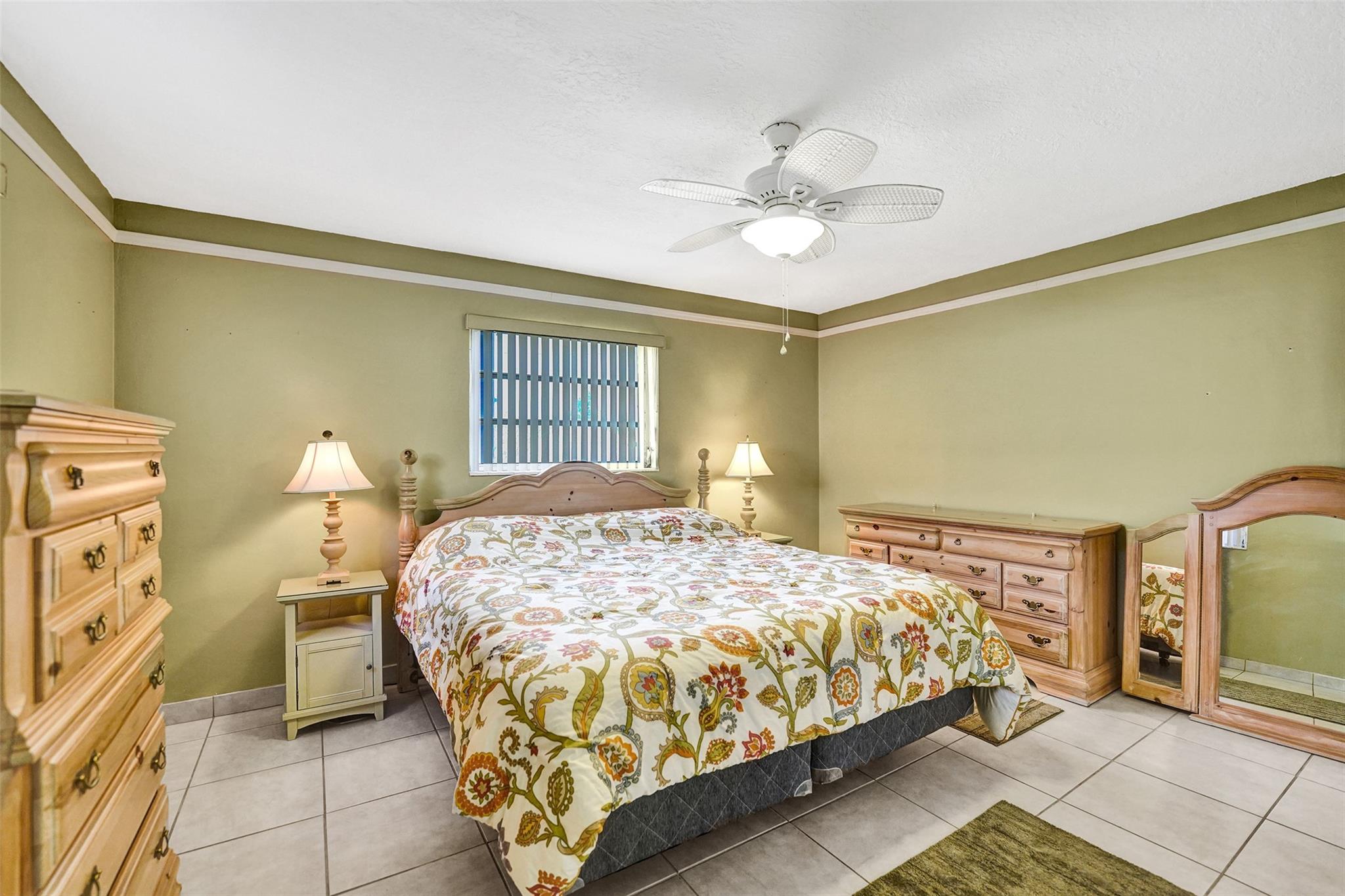 Hollywood Hills Amd 6-31 - Residential