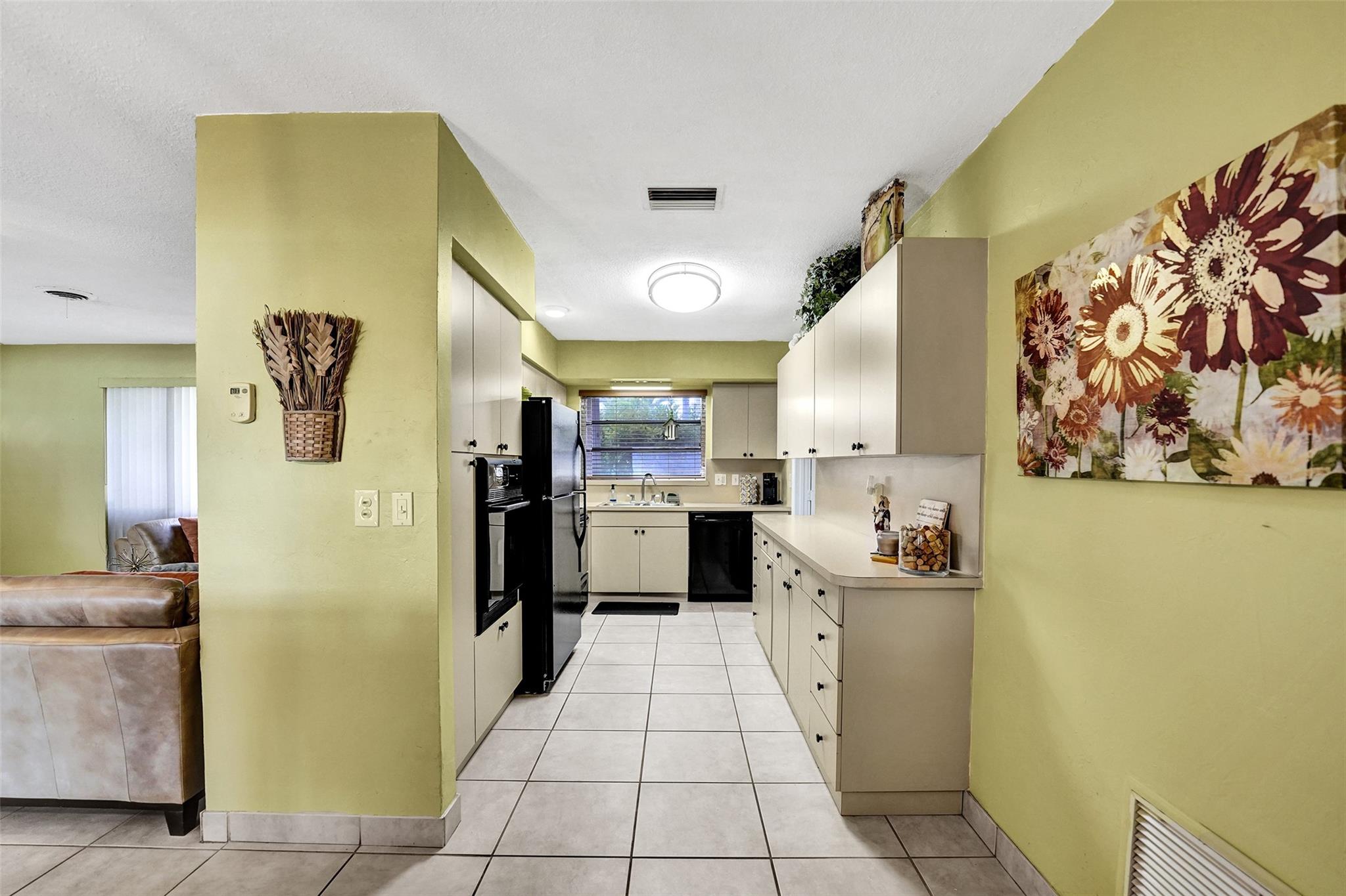 Hollywood Hills Amd 6-31 - Residential