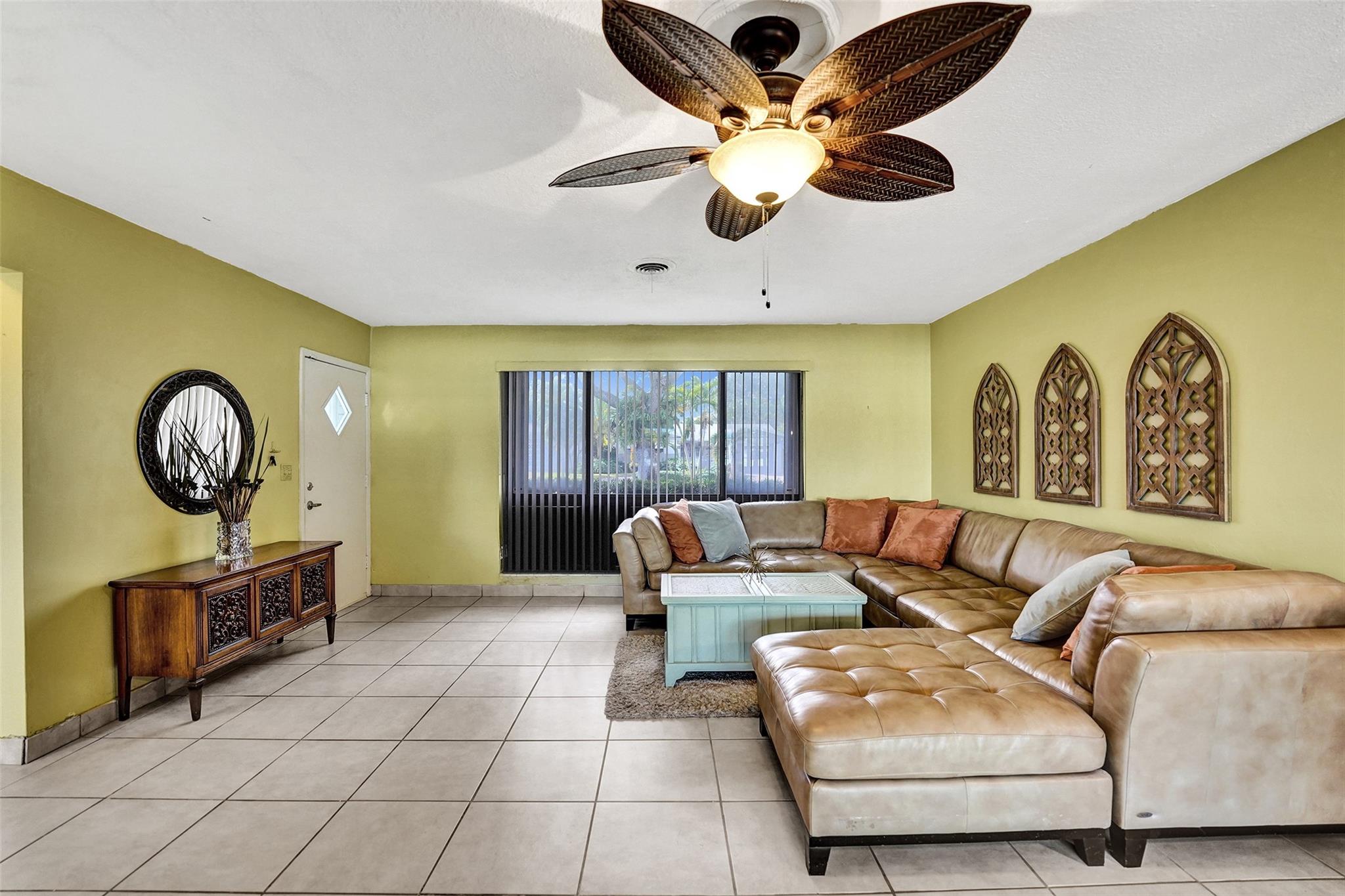 Hollywood Hills Amd 6-31 - Residential