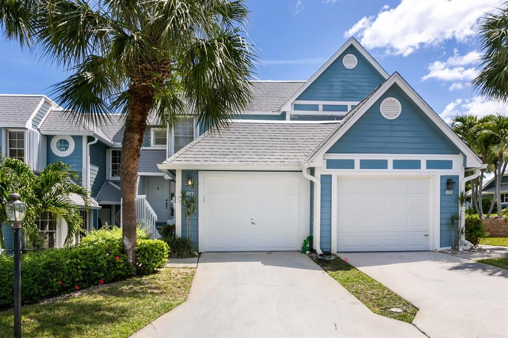 Photo of 802 Ocean Dunes Circle, Jupiter, FL 33477 (MLS # R10717556)