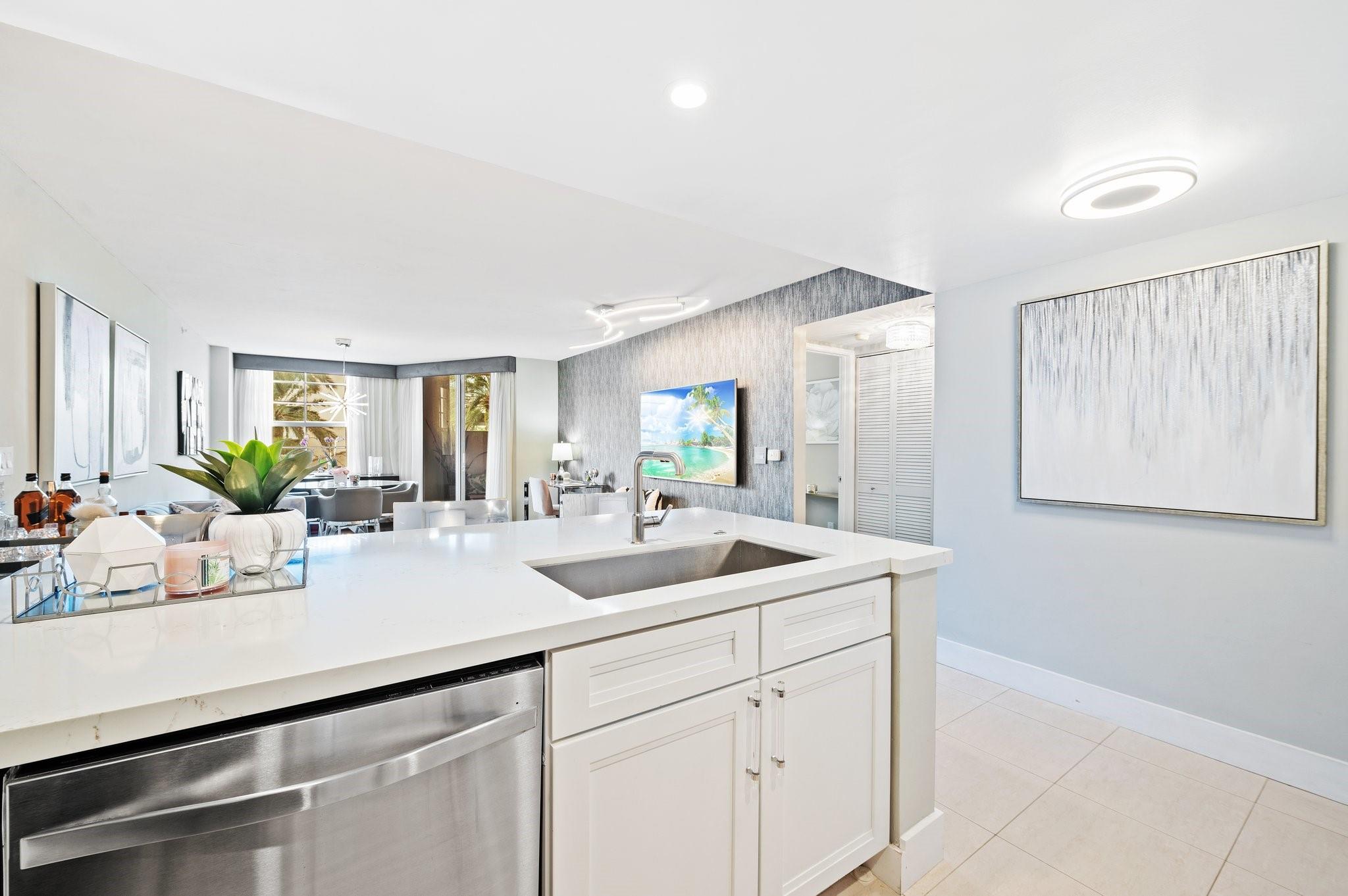 520 SE 5th Ave 3204
