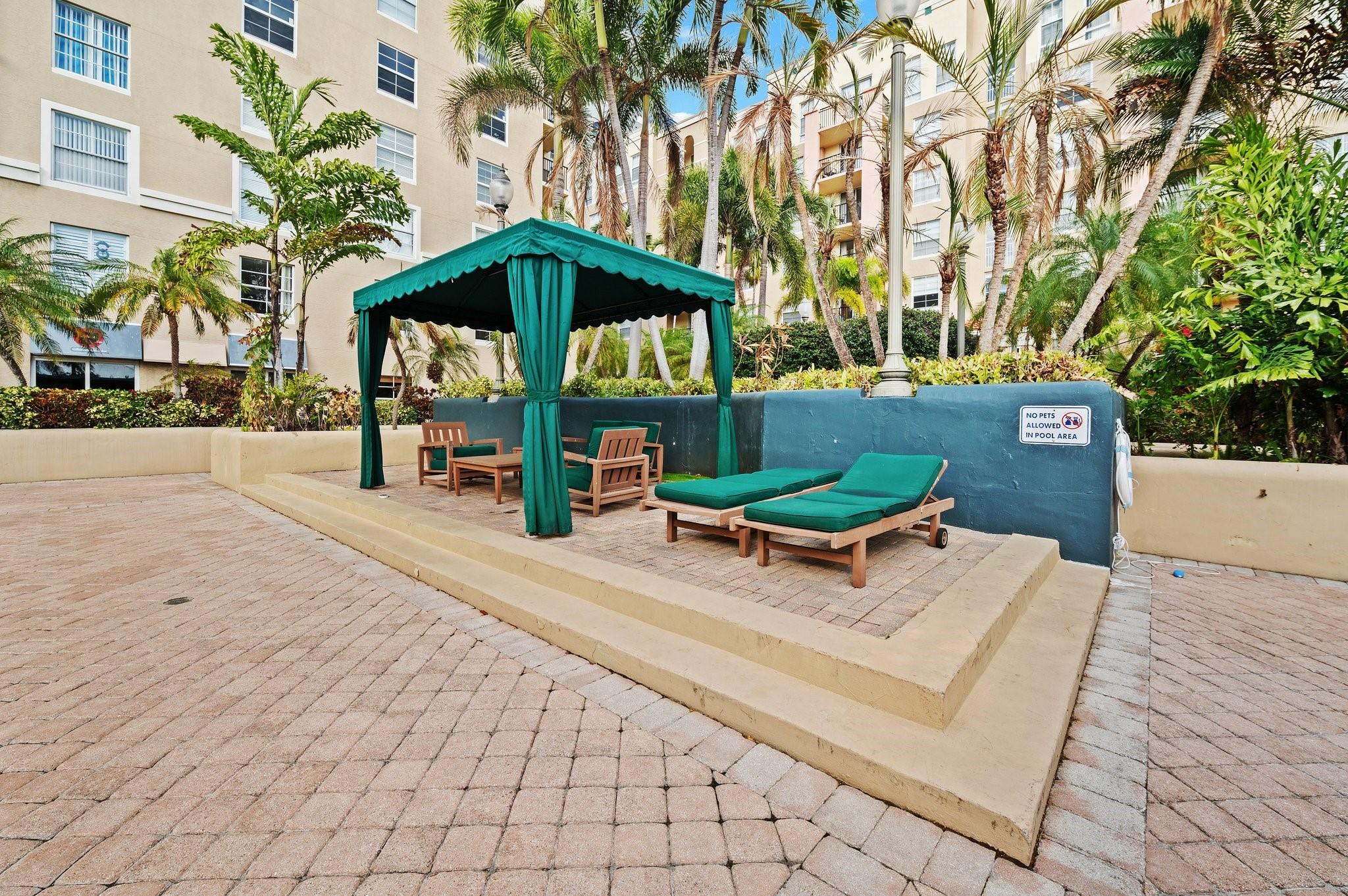 LAS OLAS BY THE RIVER - Residential