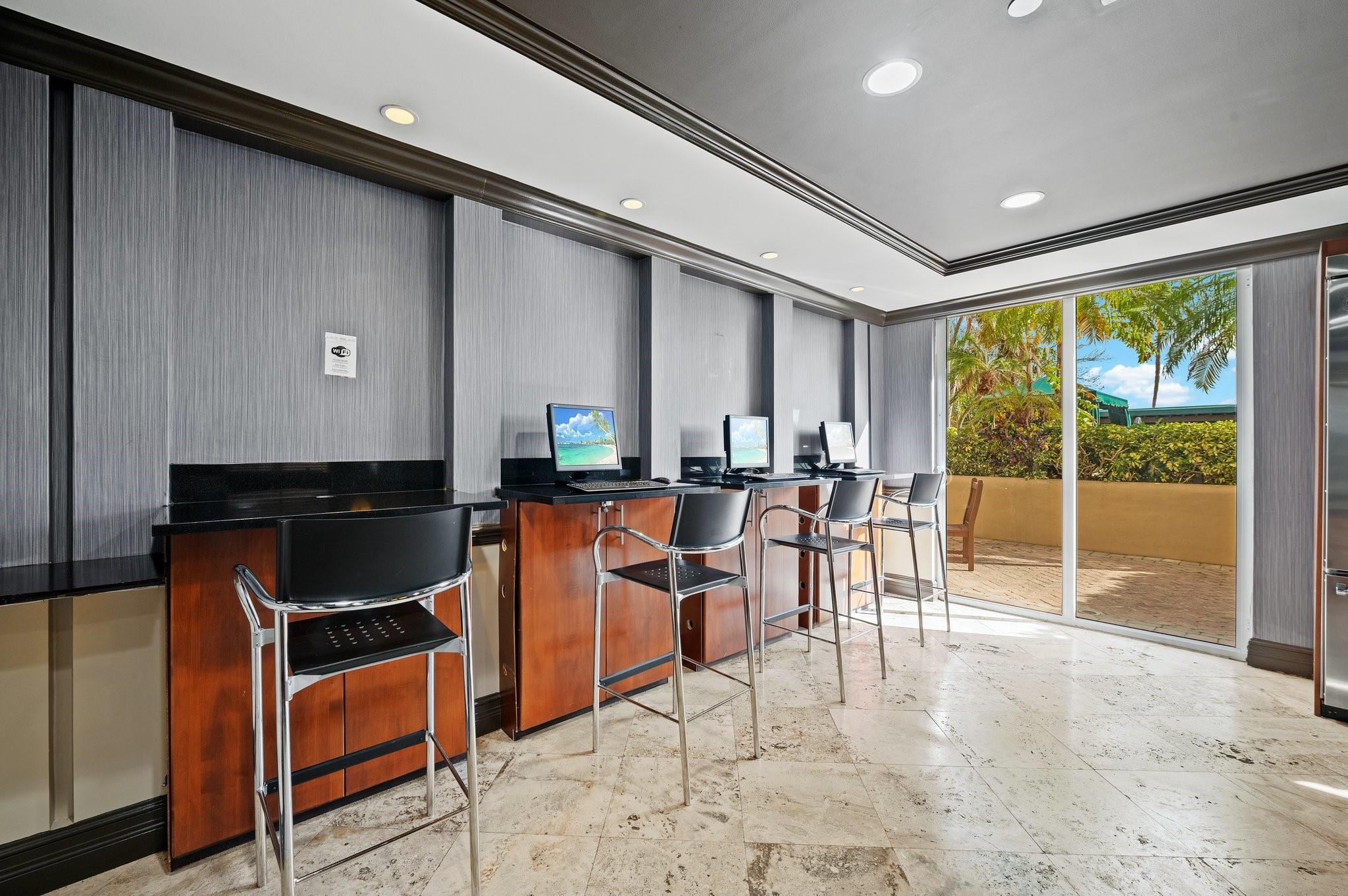 LAS OLAS BY THE RIVER - Residential