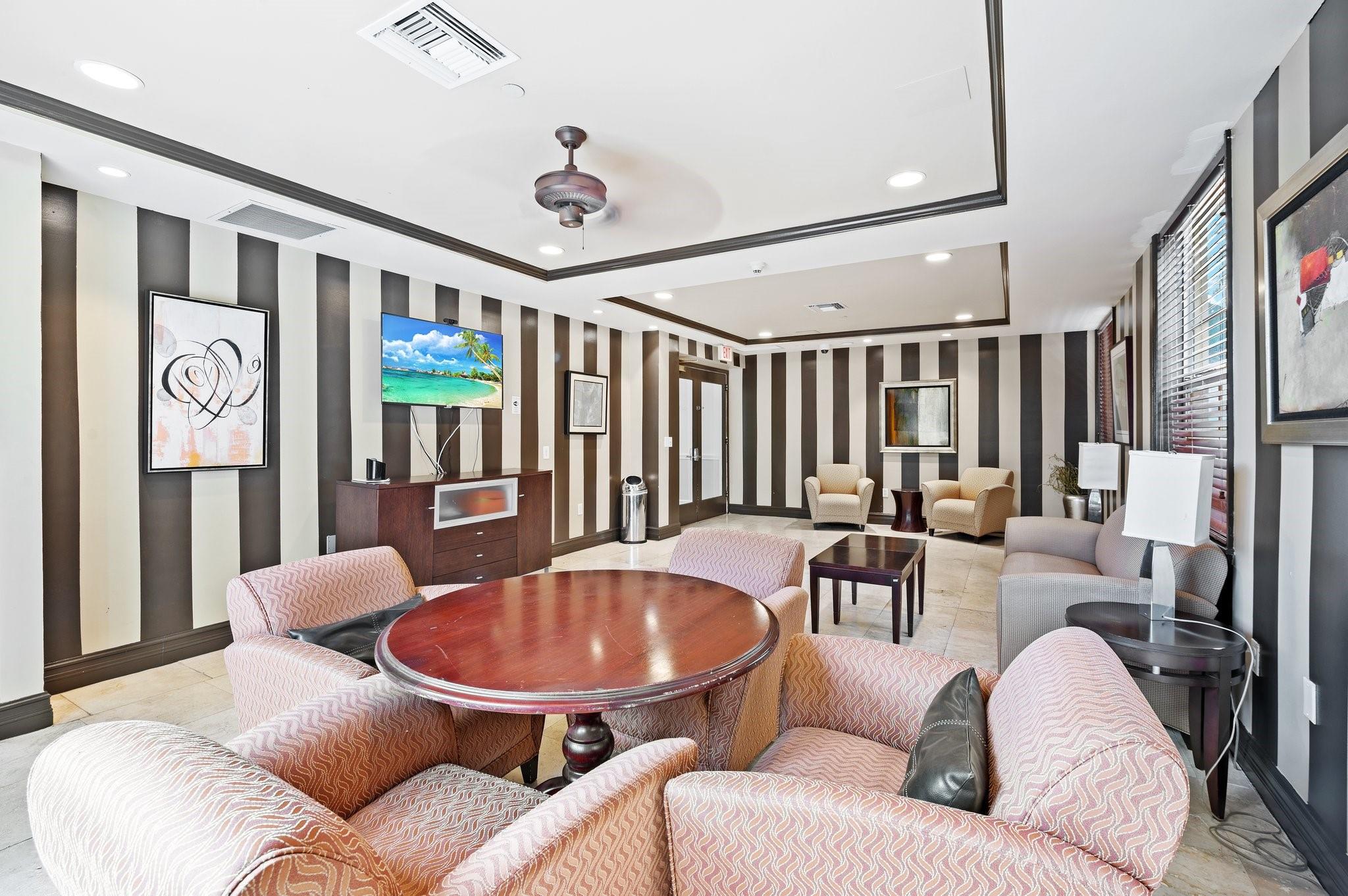 LAS OLAS BY THE RIVER - Residential