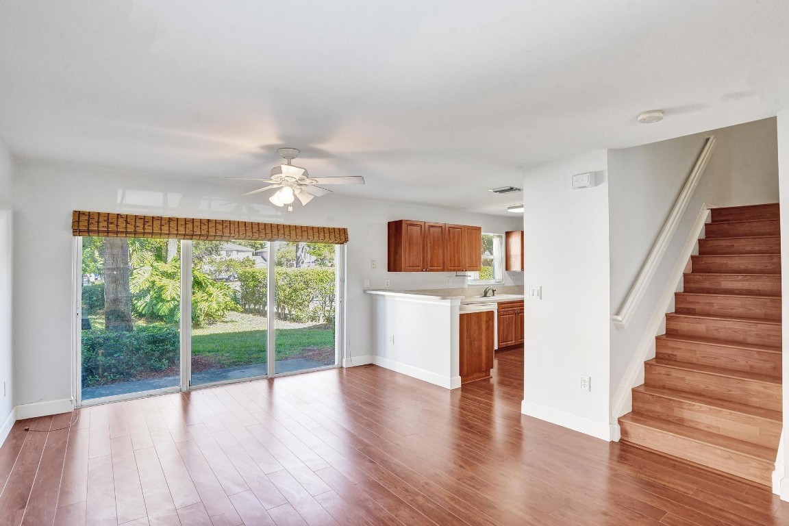 PEMBROKE ISLES - Residential