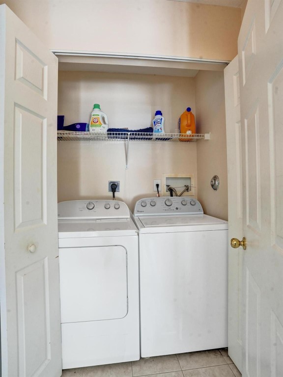 PEMBROKE ISLES - Residential