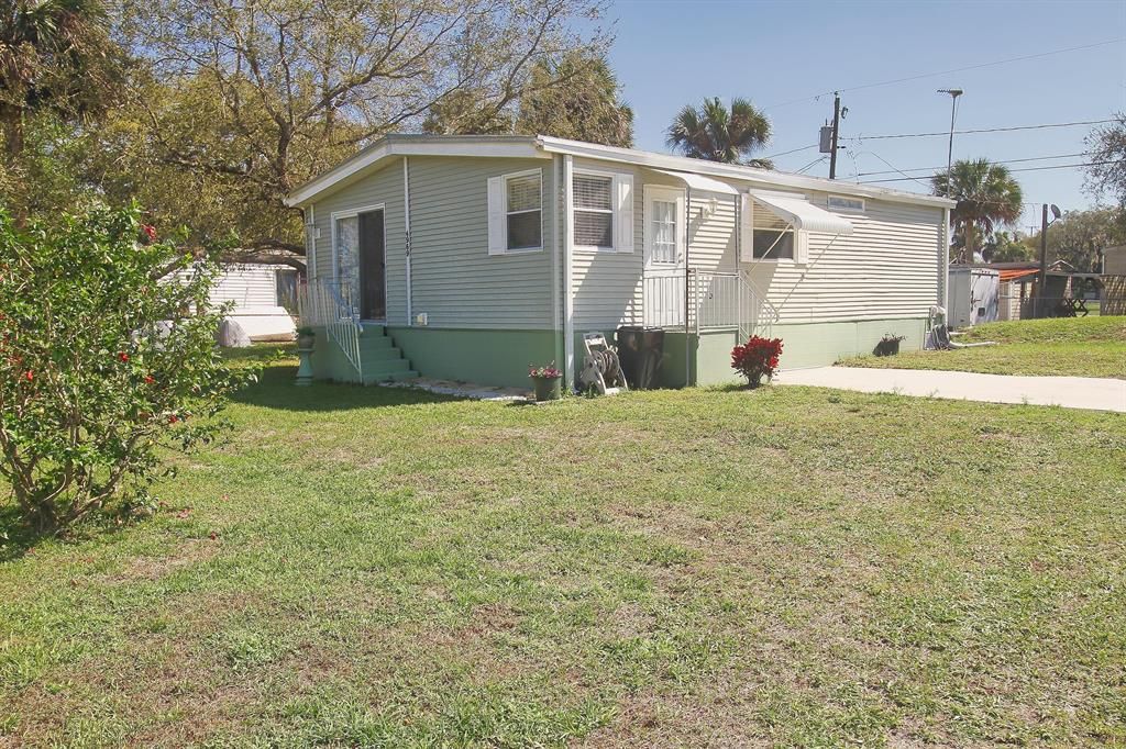 Photo of 4969 N Amy Lane N #Pvt, Fort Pierce, FL 34946 (MLS # R10695346)