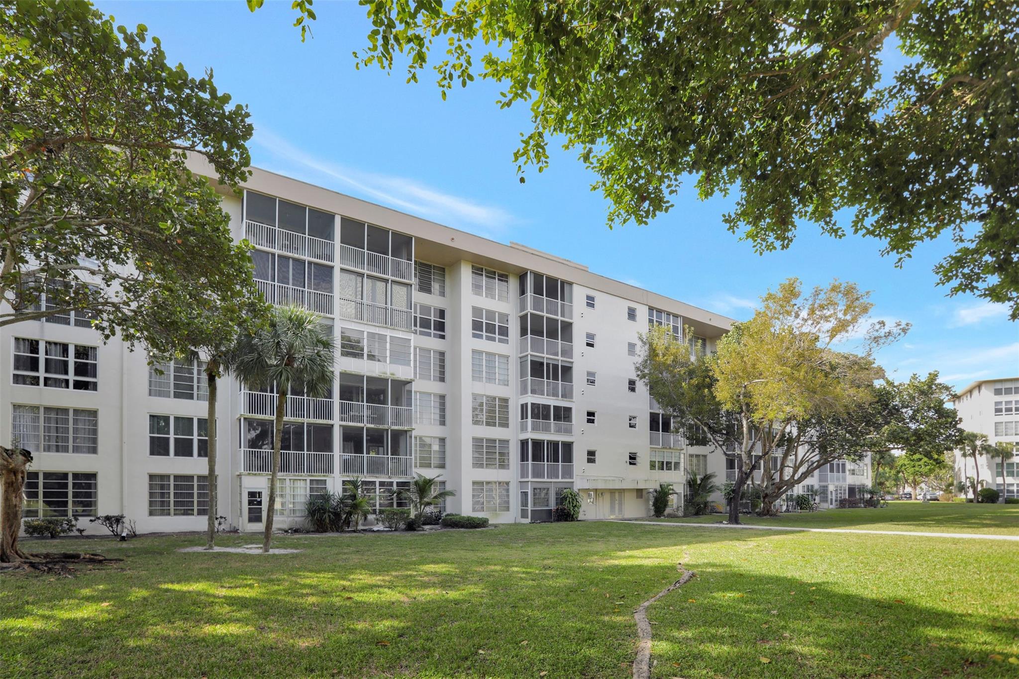 Palm Aire - Residential Lease