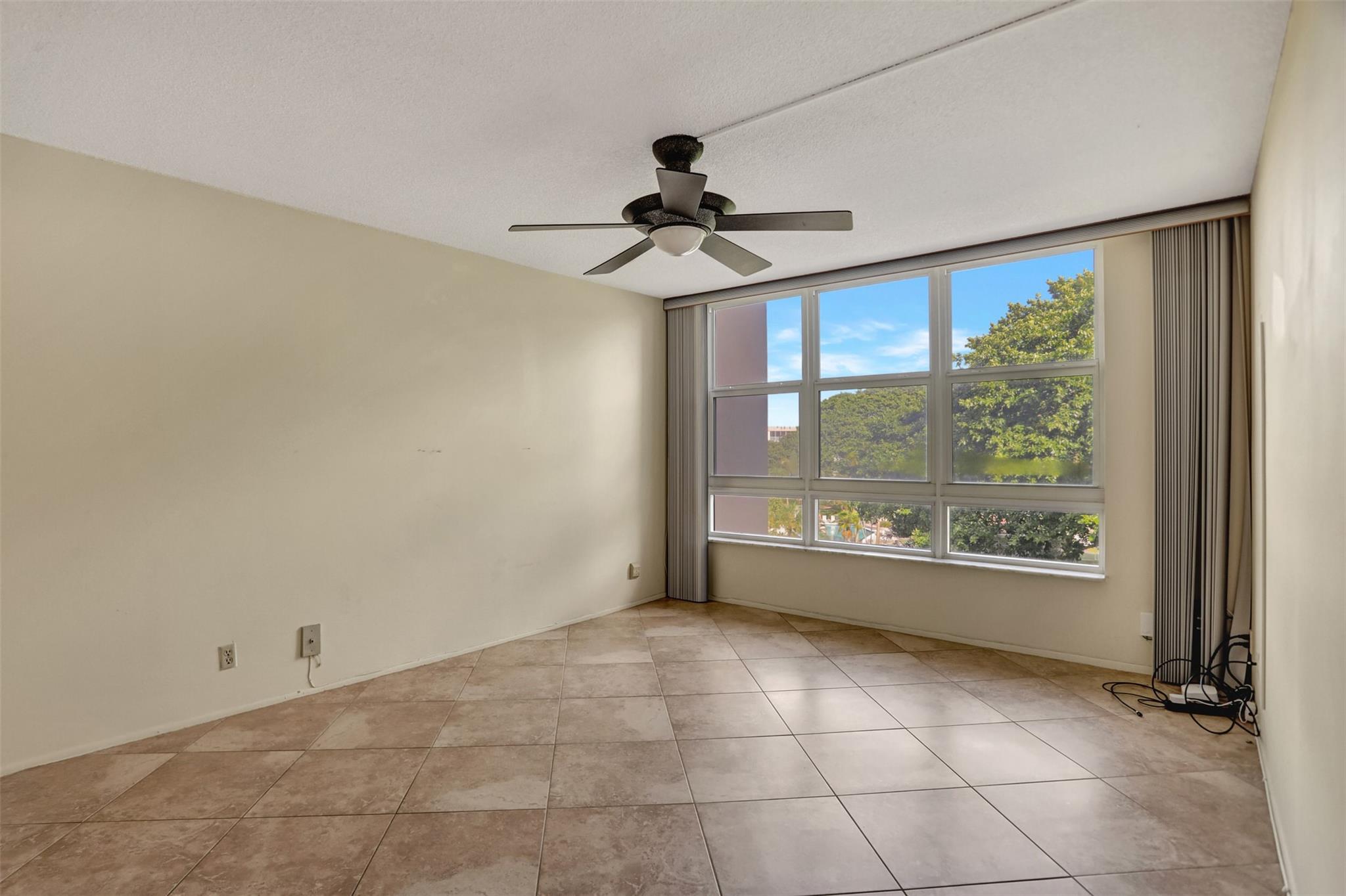 Palm Aire - Residential Lease