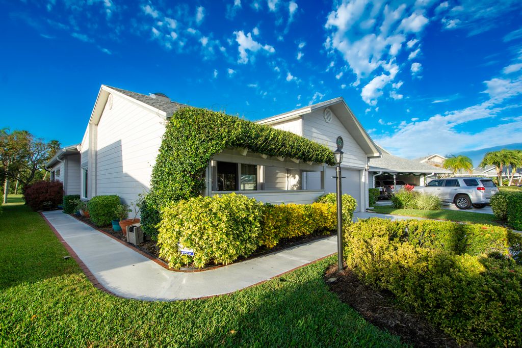 Photo of 7147 SE Quincy Terrace, Hobe Sound, FL 33455 (MLS # R10946352)