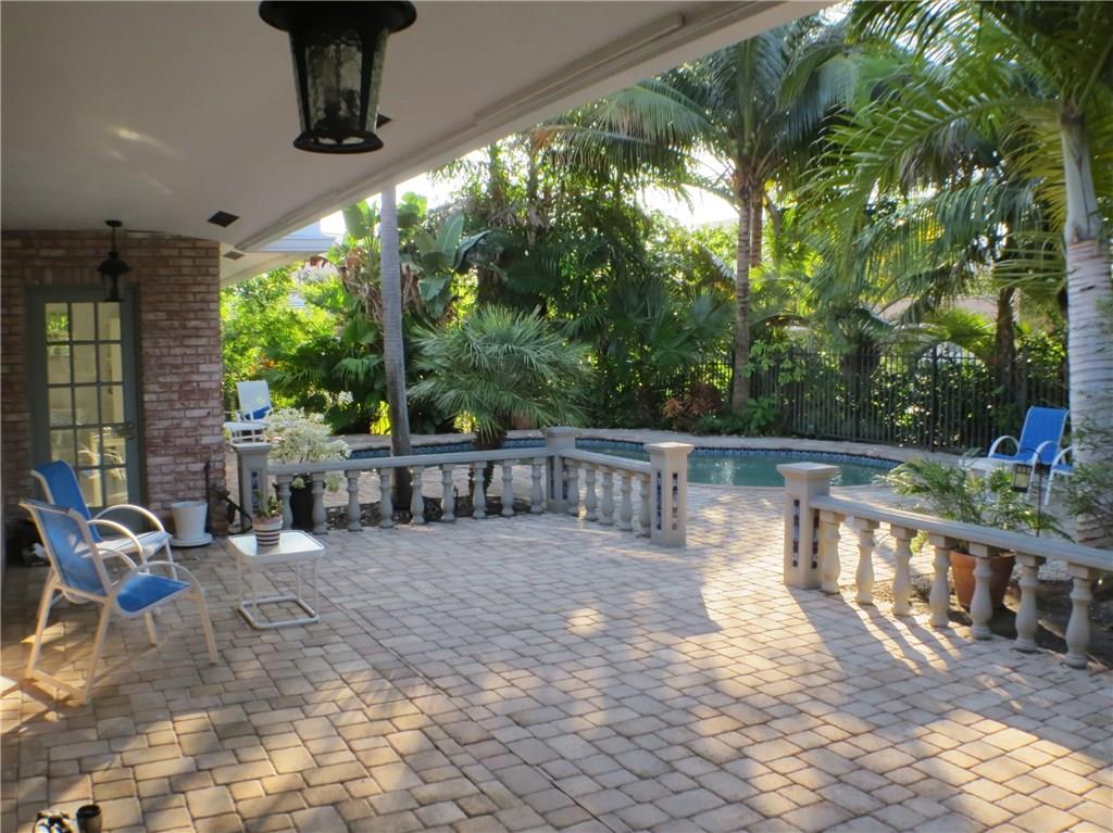 DOLPHIN ISLES - Residential