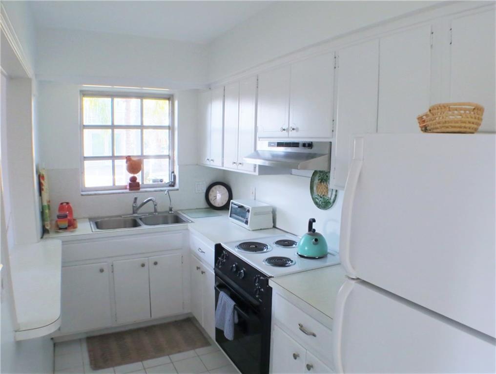 DOLPHIN ISLES - Residential