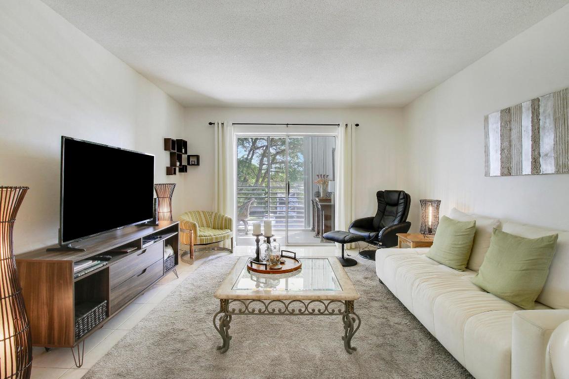 LAKE CLARKE GARDENS CONDO 6 - Residential