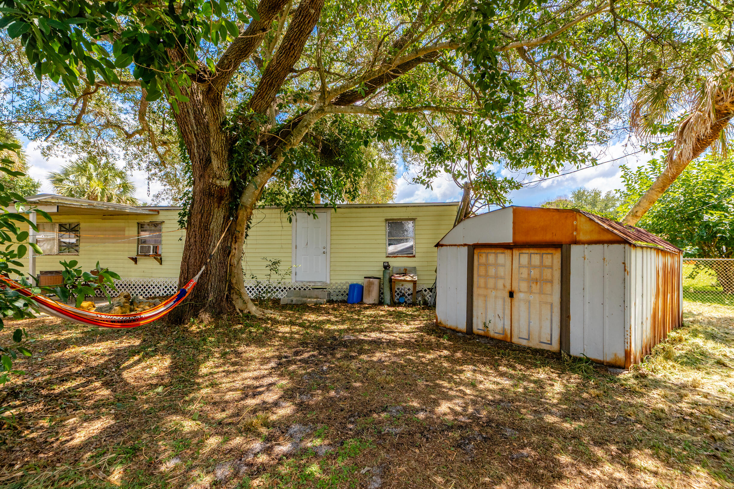 5009 Deanna Lane