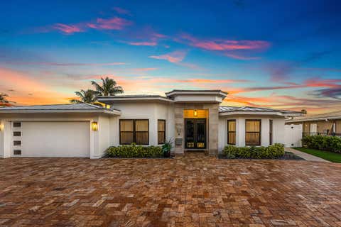 Photo of 680 NE Harbour Drive, Boca Raton, FL 33431 (MLS # B26041048)