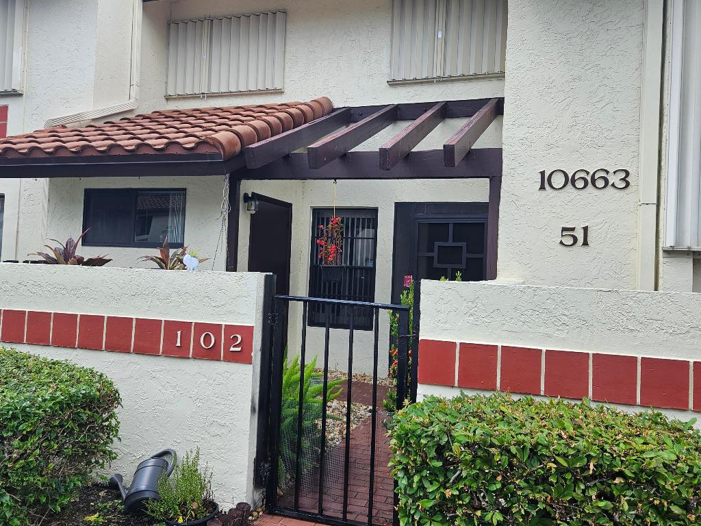 PALM CHASE CONDO - Residential Lease