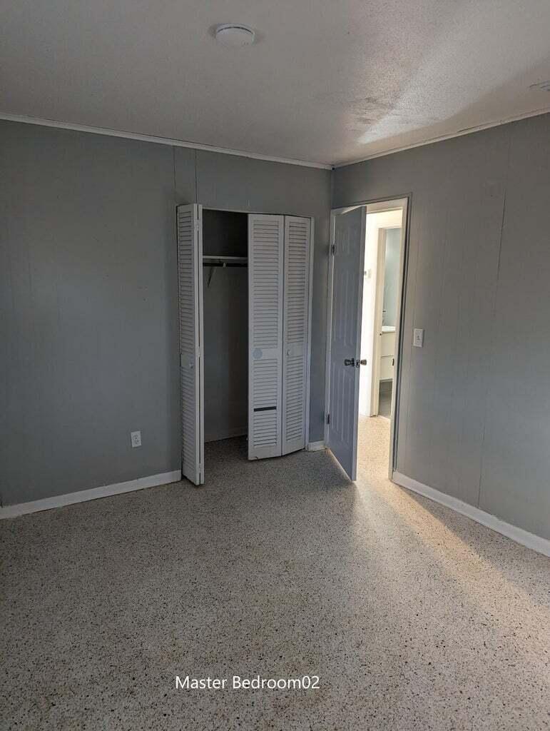 MONROE HEIGHTS - Residential Lease