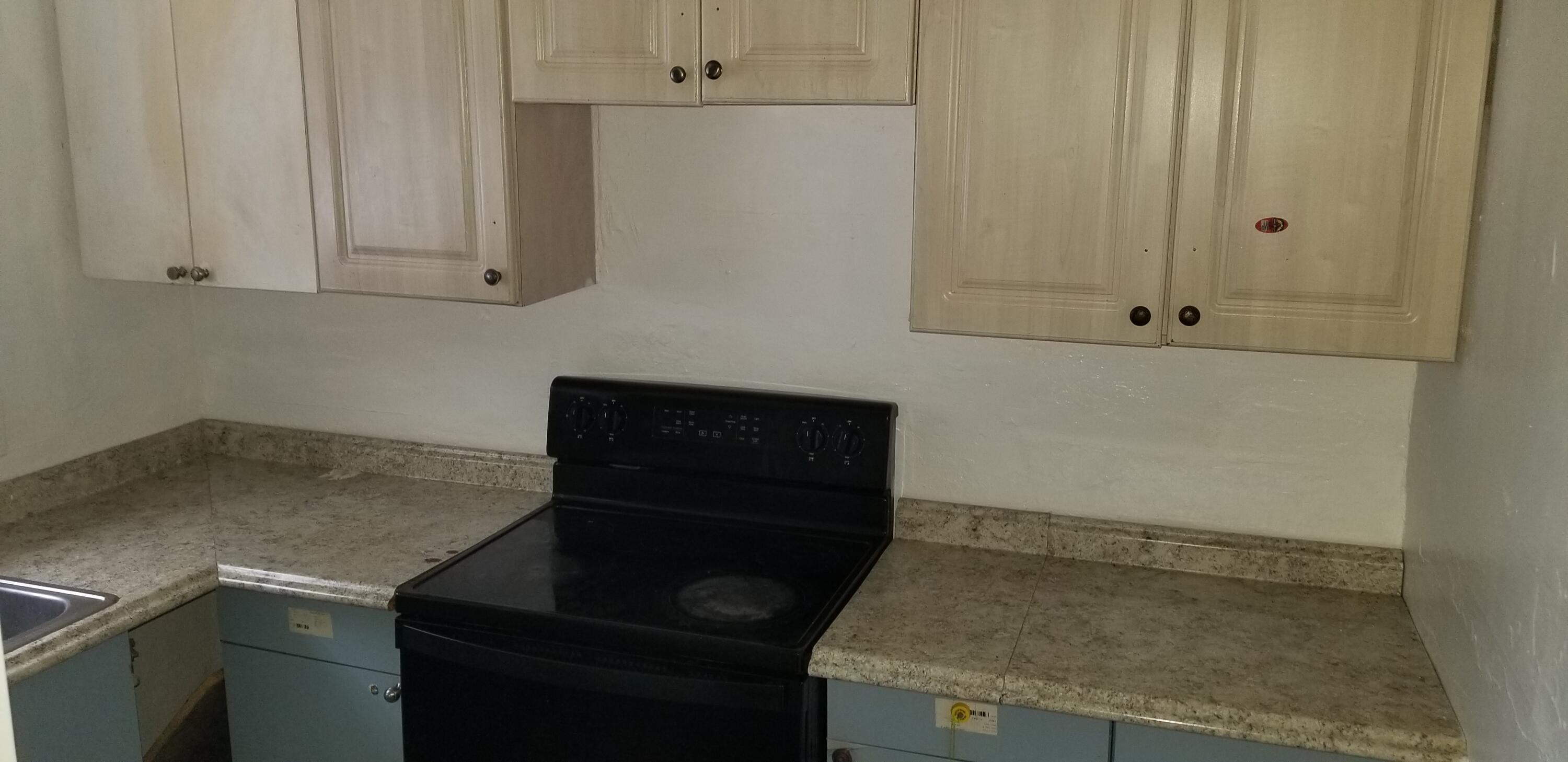 HELEN HAMMOND SUBDIVISION - Residential Lease
