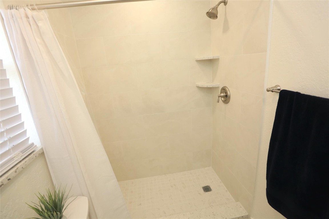 Sunrise Lakes Phase 2 - Residential Lease