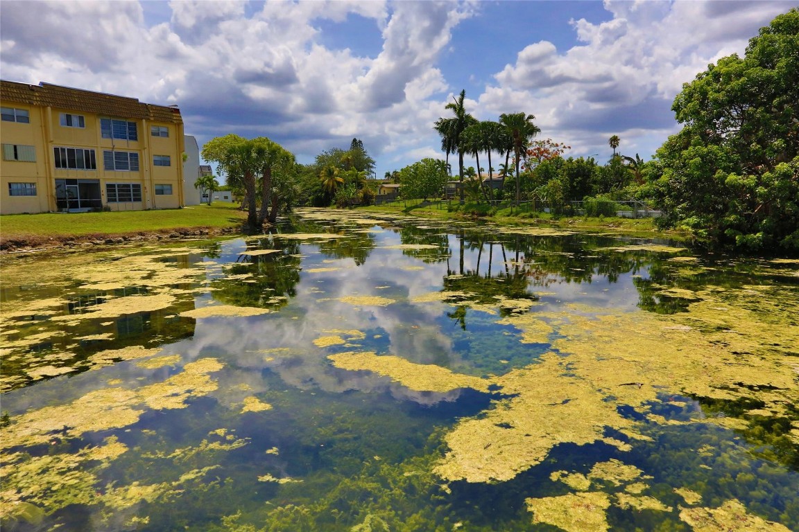 Sunrise Lakes Phase 2 - Residential Lease