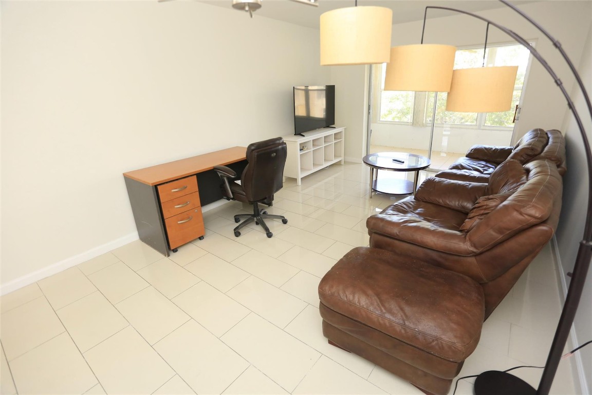 Sunrise Lakes Phase 2 - Residential Lease