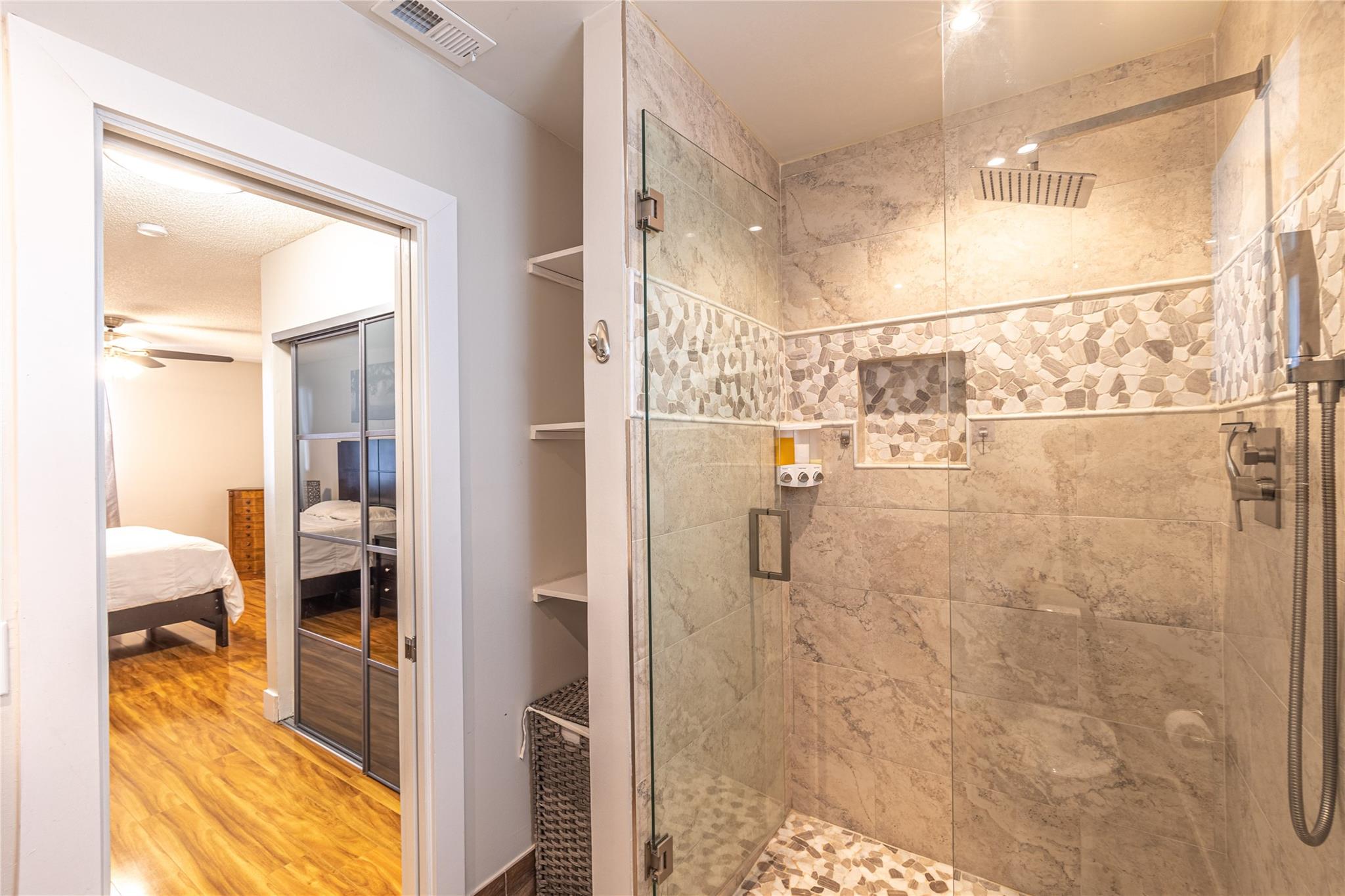 Jacaranda Prcl 608 123-15 - Residential Lease