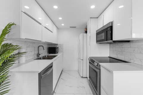 Tiny photo for 3028 Harwood D, Deerfield Beach, FL 33442 (MLS # F10548476)