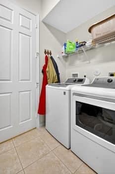 VENETIAN ISLES - Residential