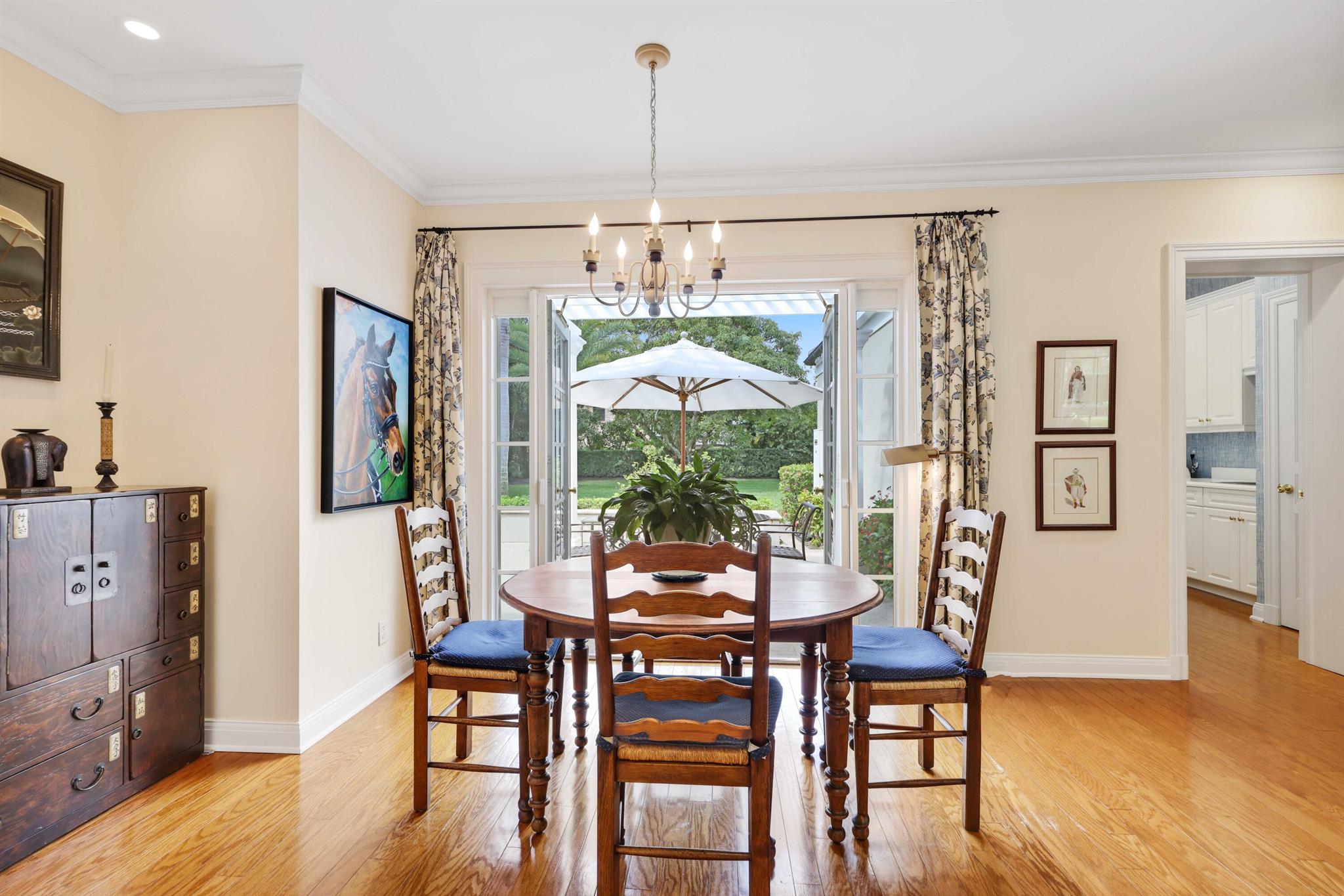 VILLAGE OF GOLF - Residential