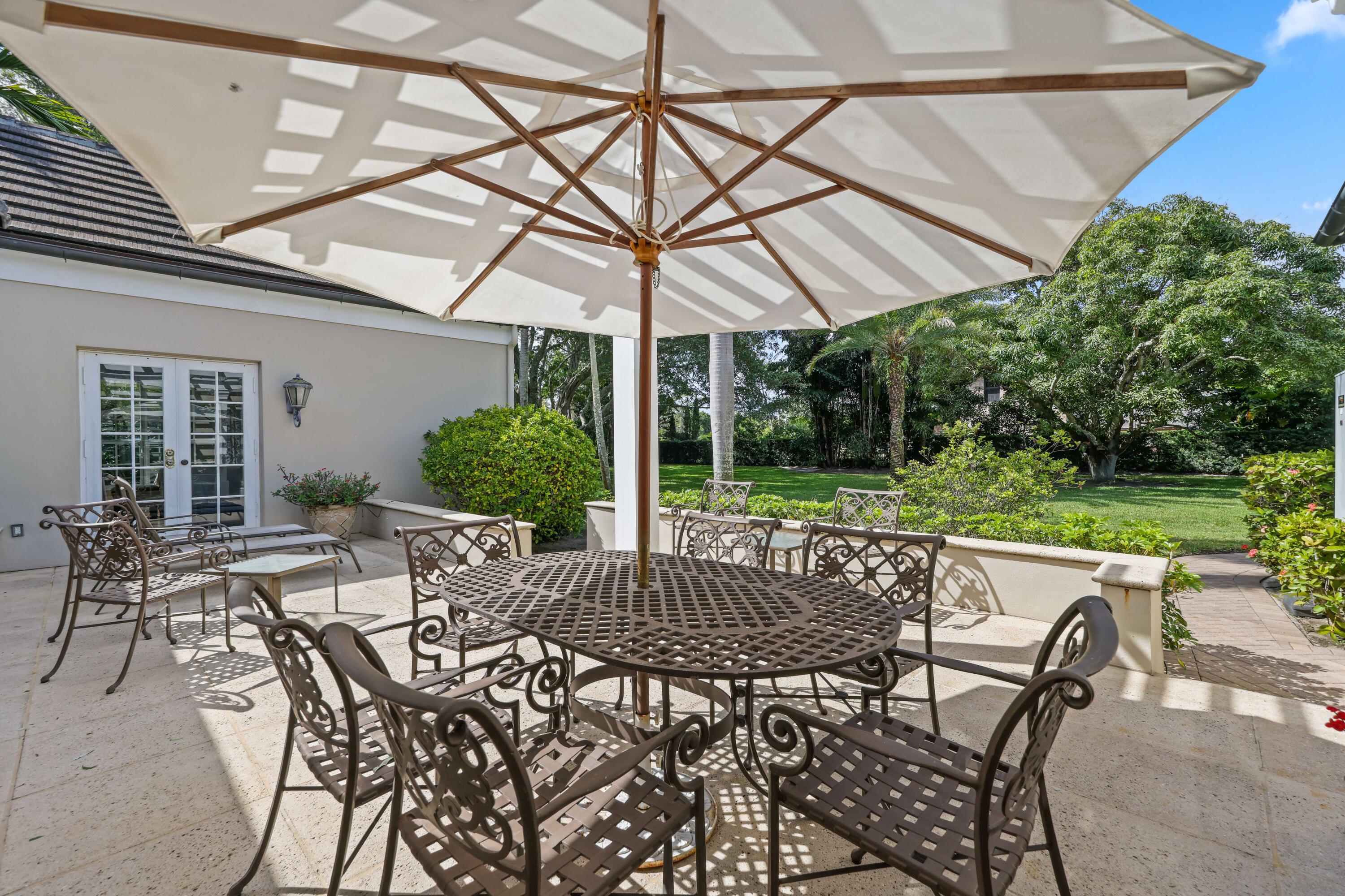 VILLAGE OF GOLF - Residential