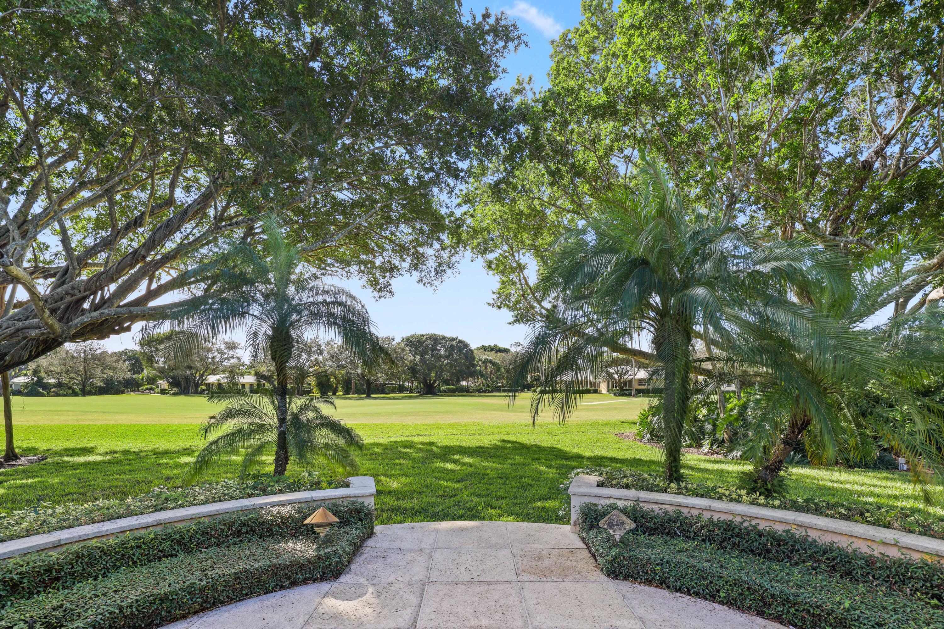 VILLAGE OF GOLF - Residential